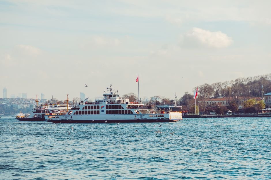Istanbul, Turkey cheap local ferries